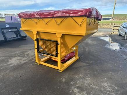 Hopper for fertiliser spreader